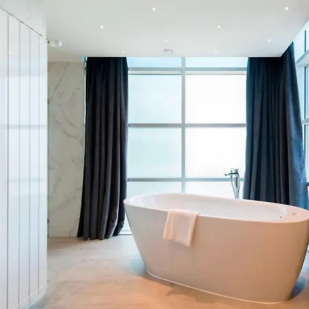 Sheraton 4* Novi Sad