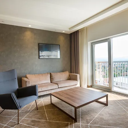 Sheraton 4* Újvidék